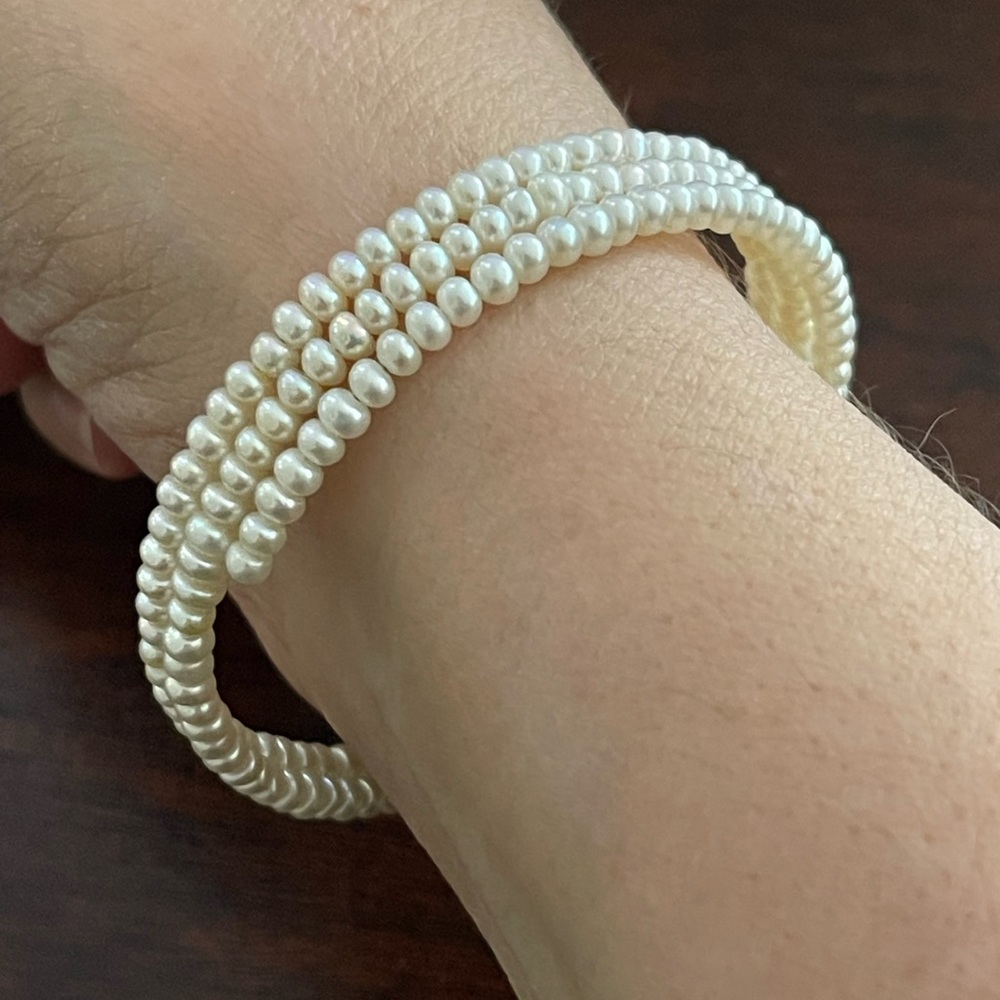 Cultured white freshwater pearl bracelet bangle - Picture 2 of 6